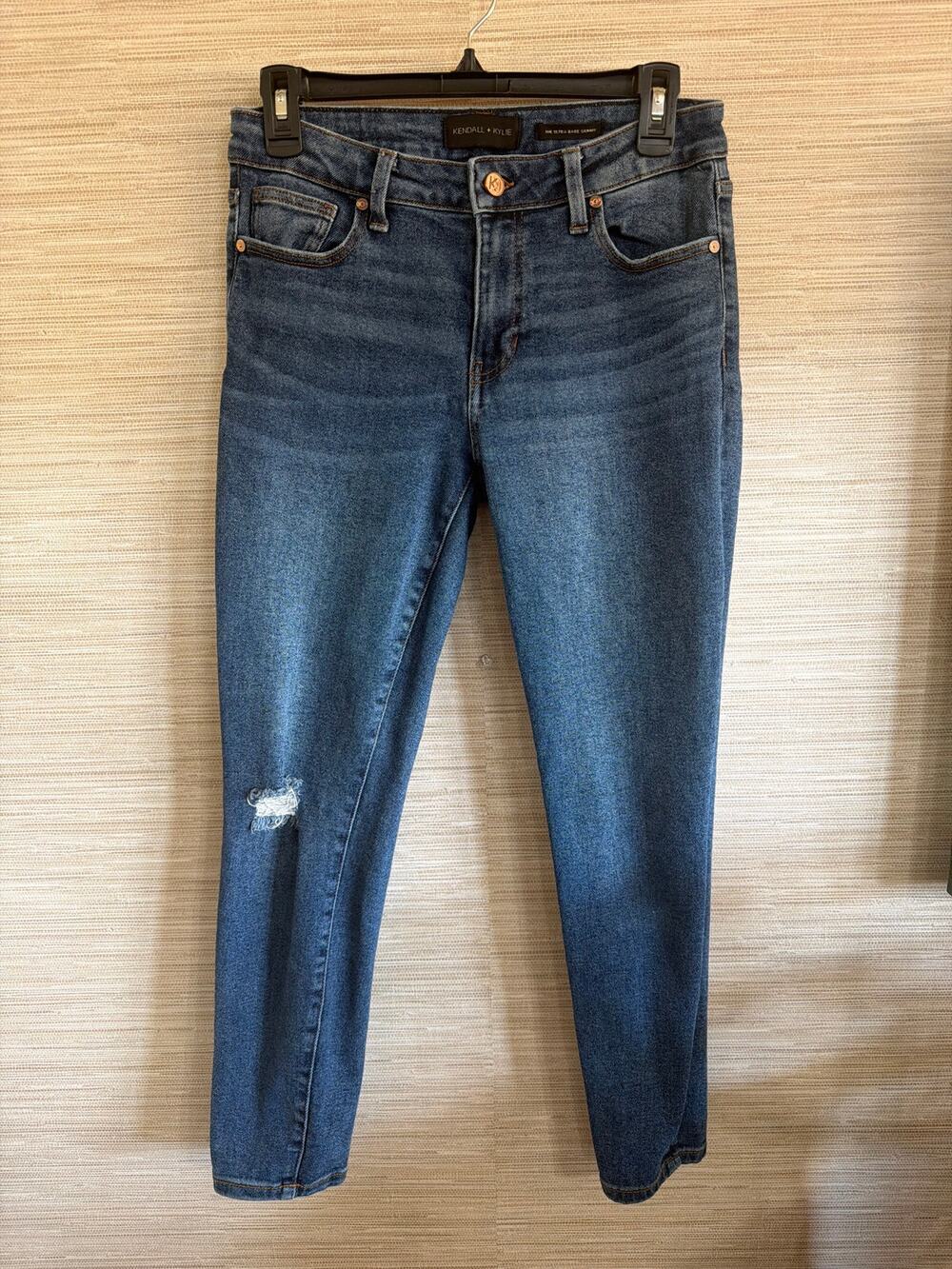 Kendall + Kylie The ultra Babe Skinny Distressed Jeans size 5/27